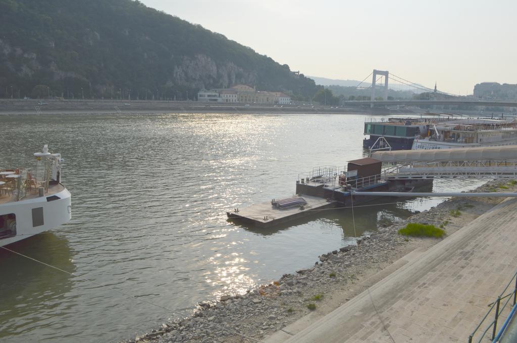 Riverside Danube Guest House Budapest Luaran gambar